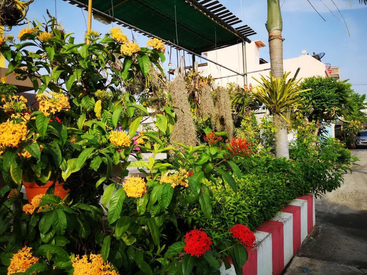Sab Suwarn Mansion Hotel Suphan Buri Ngoại thất bức ảnh